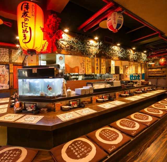 月夜のたぬきの店内・料理
